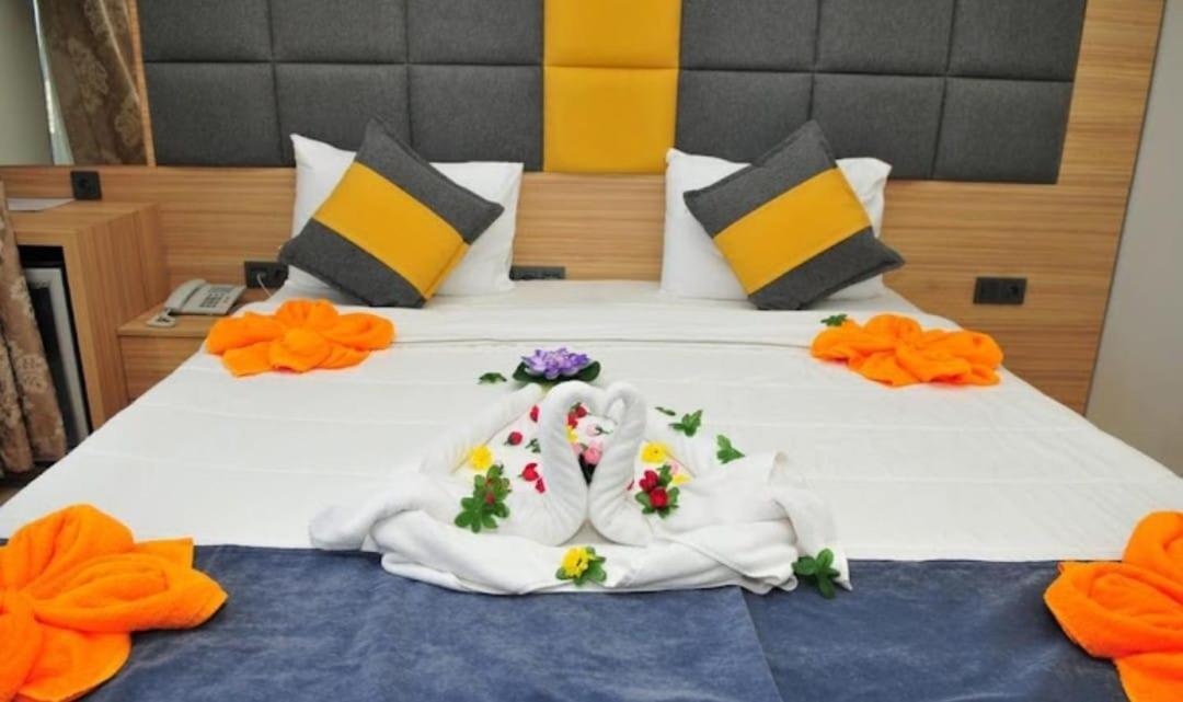 La Vita - La Beiurut Hotel Marmaris Bagian luar foto
