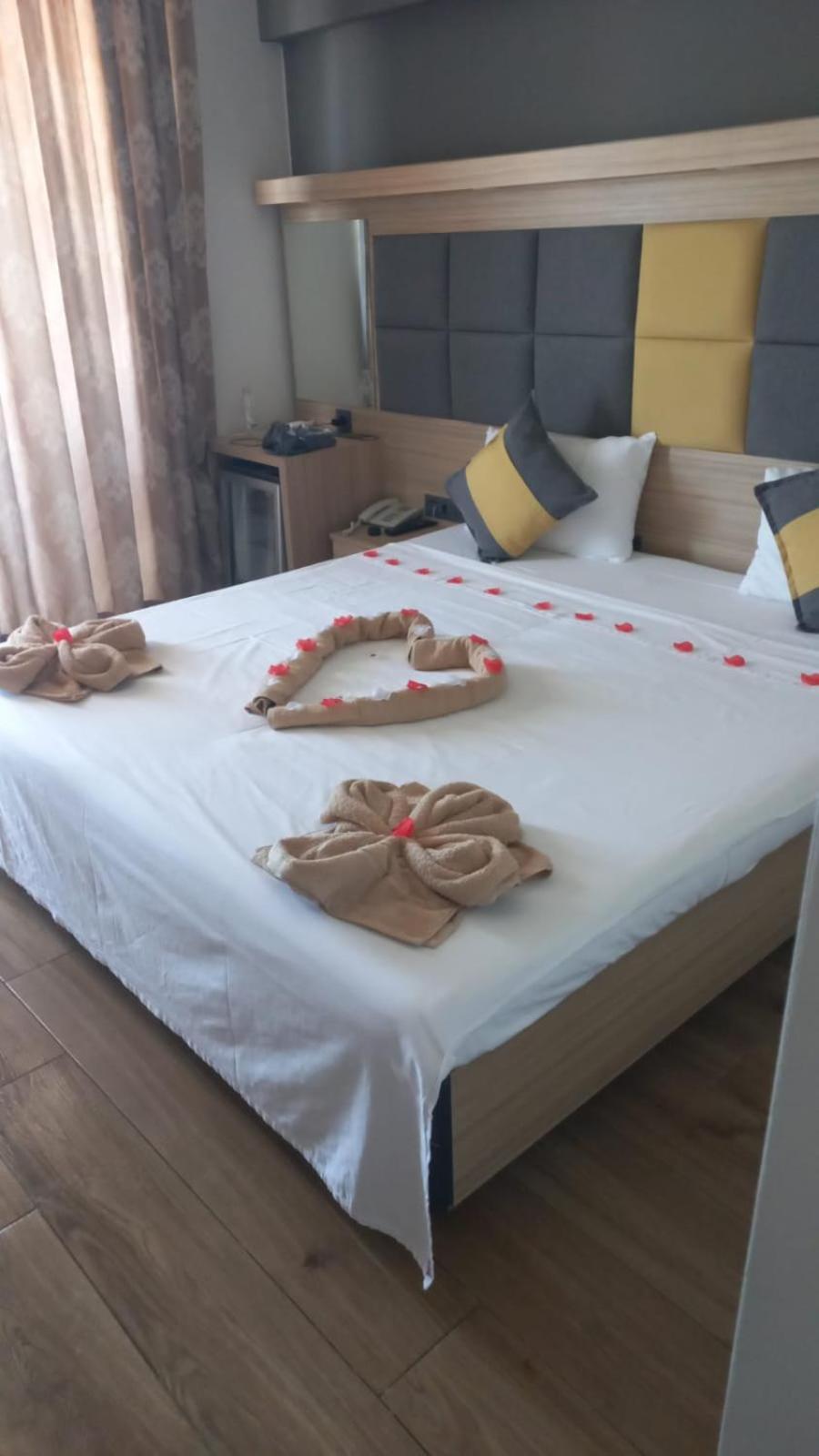 La Vita - La Beiurut Hotel Marmaris Bagian luar foto