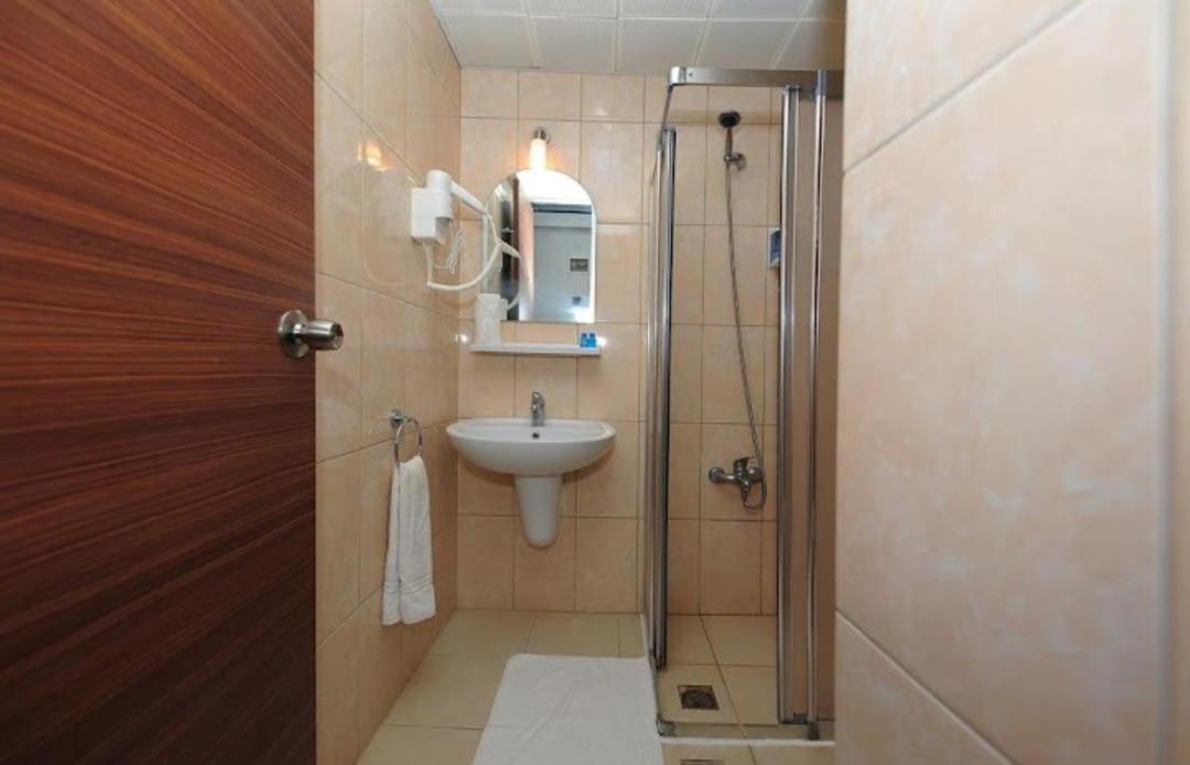 La Vita - La Beiurut Hotel Marmaris Bagian luar foto